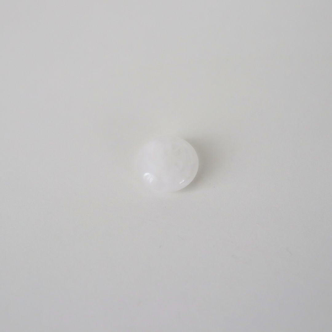 ABOUT QUARTZ CRYSTAL
